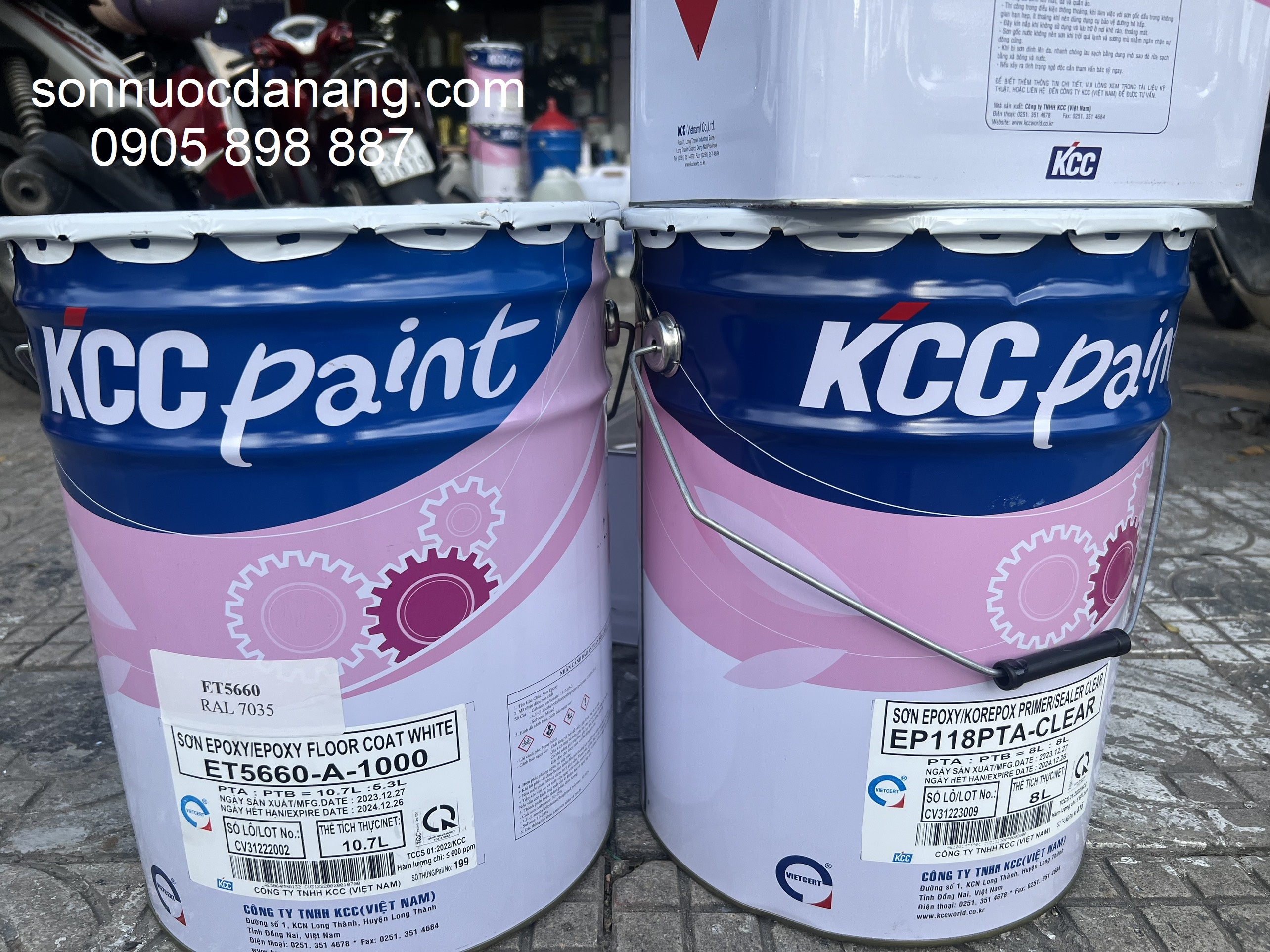 BẢNG GIÁ SƠN EPOXY KCC Tại Đà Nẵng Hà Nội Hồ Chí Minh là Sản phẩm của Công ty sơn KCC Việt Nam bao gồm sơn công nghiệp, sơn epoxy,  sơn hàng hải và giàn khoan, sơn container, sơn ô tô, sơn tole, sơn trang trí và sơn sàn. Sơn KCC sản xuất theo quy trình ISO-9001, ISO-14001 và đạt được hầu hết các tiêu chuẩn về vệ sinh, an toàn thực phẩm và chống ăn mòn.