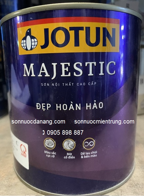 Sơn Jotun Majectic đẹp hoàn hảo bề mặt mờ và bóng sáng chính hãng giá rẽ tại Đà Nẵng, Hồ Chí Minh, Hà Nội và toàn quốc là sản phẩm sơn nội thất cao cấp đem lại những màu sắc rực rỡ, sắc nét, tạo nét sang trọng cho ngôi nhà bạn. Tường nhà được sơn bởi Majestic sẽ có bề mặt bóng mờ hoặc bóng sáng sang trọng, bền màu và dễ lau chùi. Sơn MAJESTIC Đẹp Hoàn Hảo là sản phẩm sơn nội thất cao cấp đem lại những màu sắc rực rỡ, sắc nét, tạo nét sang trọng cho ngôi nhà bạn. Tường nhà được sơn bởi Majestic sẽ có bề mặt bóng sang trọng, bền màu và dễ lau chùi. Với công thức công nghệ màu đích thực và chất tạo màng đặc biệt của Jotun sẽ đảm bảo màu sơn Majestic luôn chính xác và không bị phai màu. Jotun luôn cam kết đáp ứng những tiêu chuẩn chất lượng cao nhất nhằm mang lại sản phẩm thân thiện với môi trường.